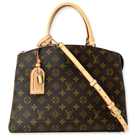 borsa grand palais louis vuitton|louis vuitton lockit bag.